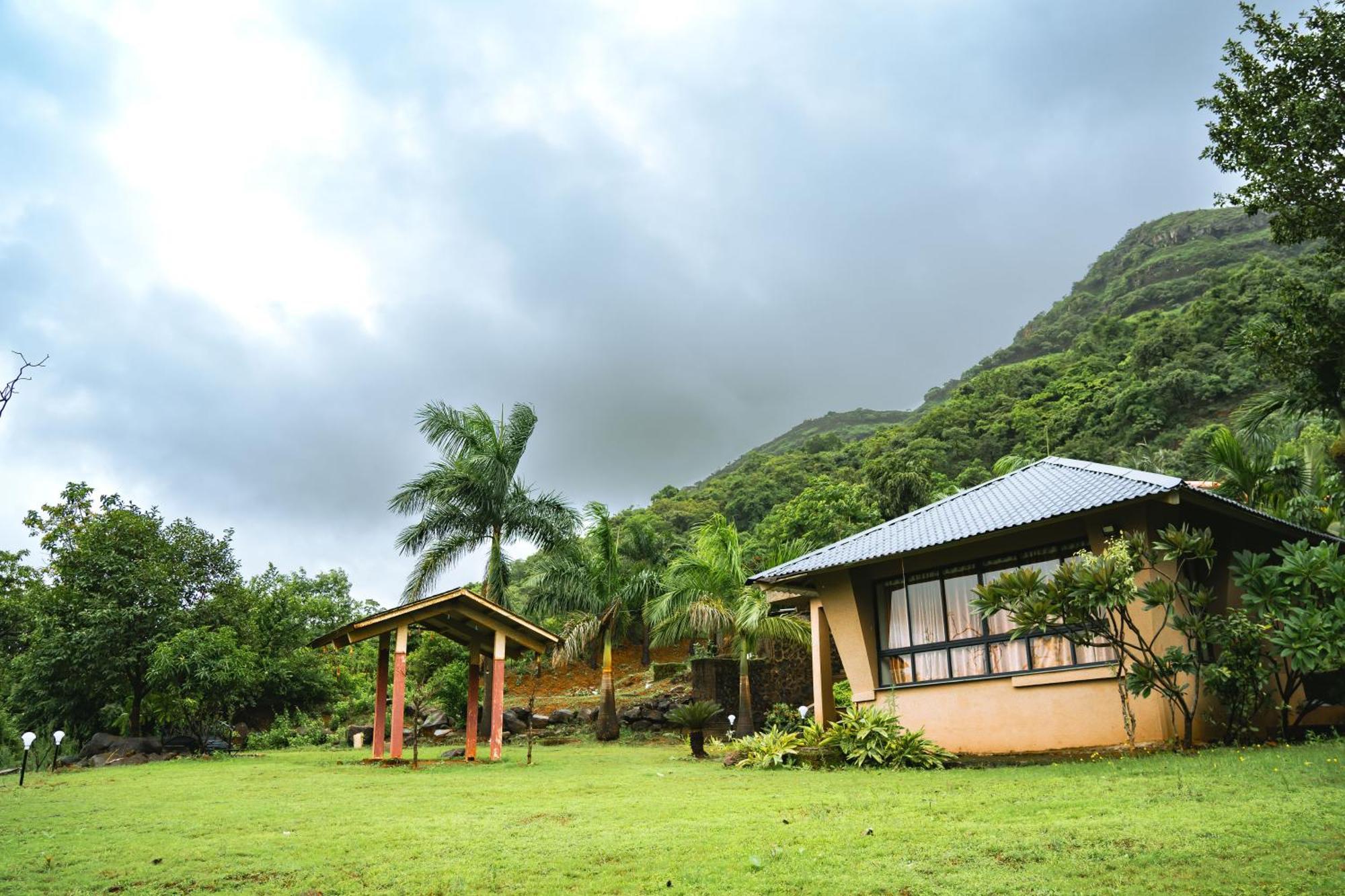 Rajlok Resorts Pune Exterior photo